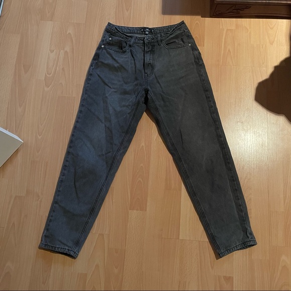 ** MOVING SALE - ALL MUST GO ** Missguided Riot Jeans - Picture 1 of 1
